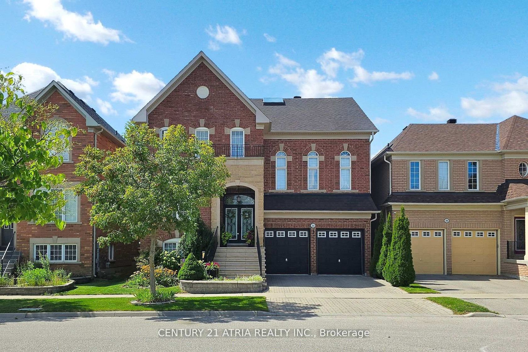 24 Gannett Drive, Jefferson, Richmond Hill by Loree Meneguzzi Real Estate 24 Gannett Drive, Jefferson, Richmond Hill