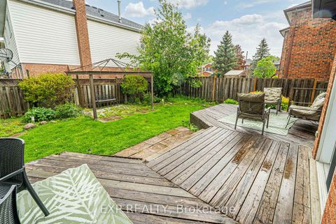 Photo 32 at 1041 Ridge Valley Drive, Pinecrest, Oshawa