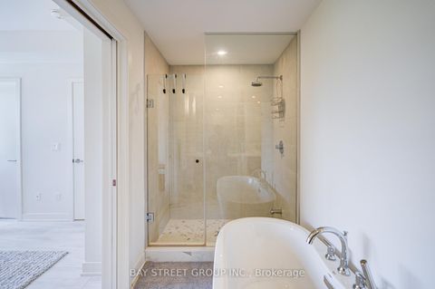 Photo 22 at 27 Sonic Way, Flemingdon Park, Toronto