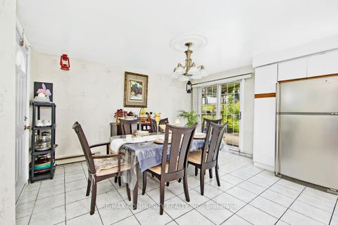 Photo 5 at 17 Tineta Crescent, Malvern West, Toronto