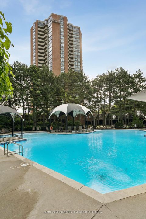 Photo 39 at 405 - 2010 Islington Avenue, The Westway, Toronto