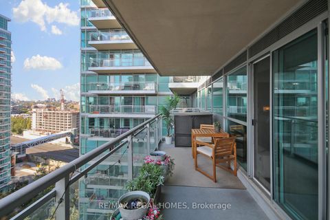 Photo 1 at 1512 - 80 Western Battery Road, Niagara, Toronto