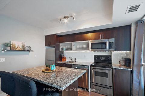 Photo 4 at 1512 - 80 Western Battery Road, Niagara, Toronto