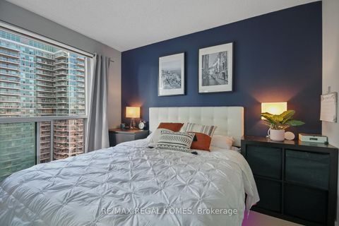 Photo 9 at 1512 - 80 Western Battery Road, Niagara, Toronto