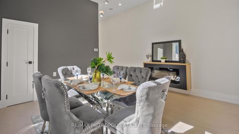 Photo 3 at 39 Kenworthy Avenue, Oakridge, Toronto
