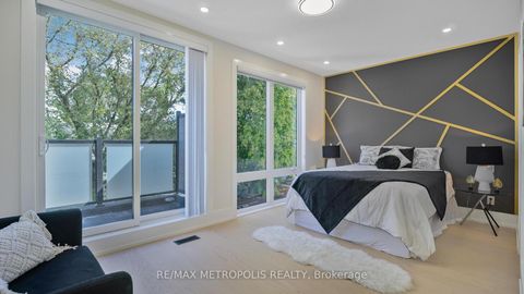 Photo 20 at 39 Kenworthy Avenue, Oakridge, Toronto