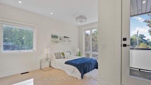 Photo 26 at 39 Kenworthy Avenue, Oakridge, Toronto