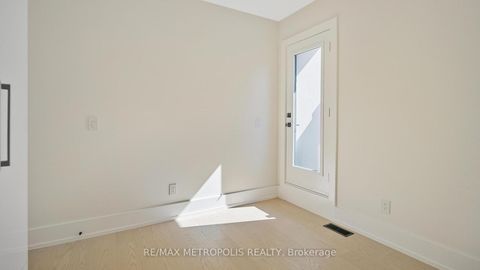 Photo 33 at 39 Kenworthy Avenue, Oakridge, Toronto