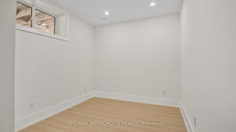Photo 39 at 39 Kenworthy Avenue, Oakridge, Toronto