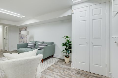 Photo 35 at 832 Manning Avenue, Annex, Toronto