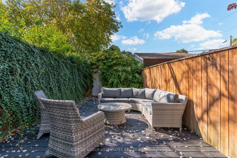 Photo 45 at 832 Manning Avenue, Annex, Toronto