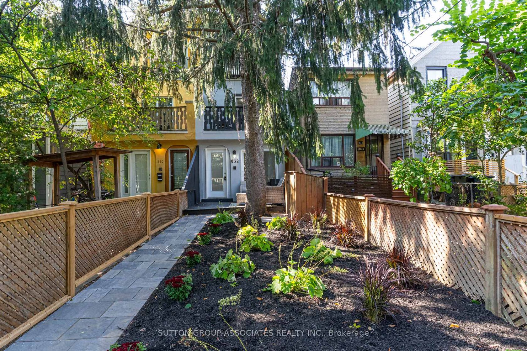 832 Manning Avenue, Annex, Toronto 