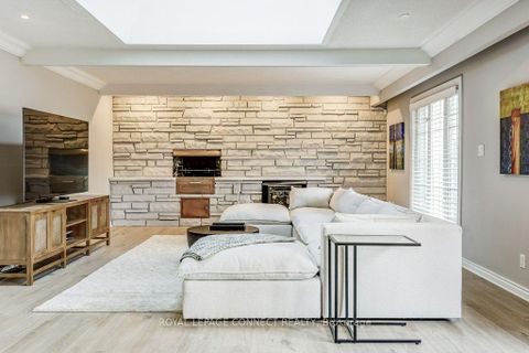 Photo 8 at 70 Dunstall Crescent, West Hill, Toronto