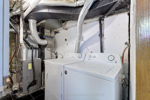 Photo 14 at 39 Butterworth Avenue, Oakridge, Toronto