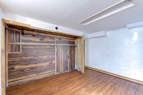 Photo 21 at 39 Butterworth Avenue, Oakridge, Toronto
