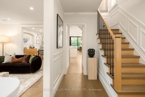 Photo 3 at 52 Castle Knock Road, Lawrence Park South, Toronto