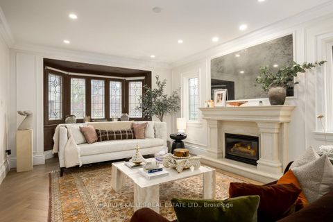 Photo 5 at 52 Castle Knock Road, Lawrence Park South, Toronto