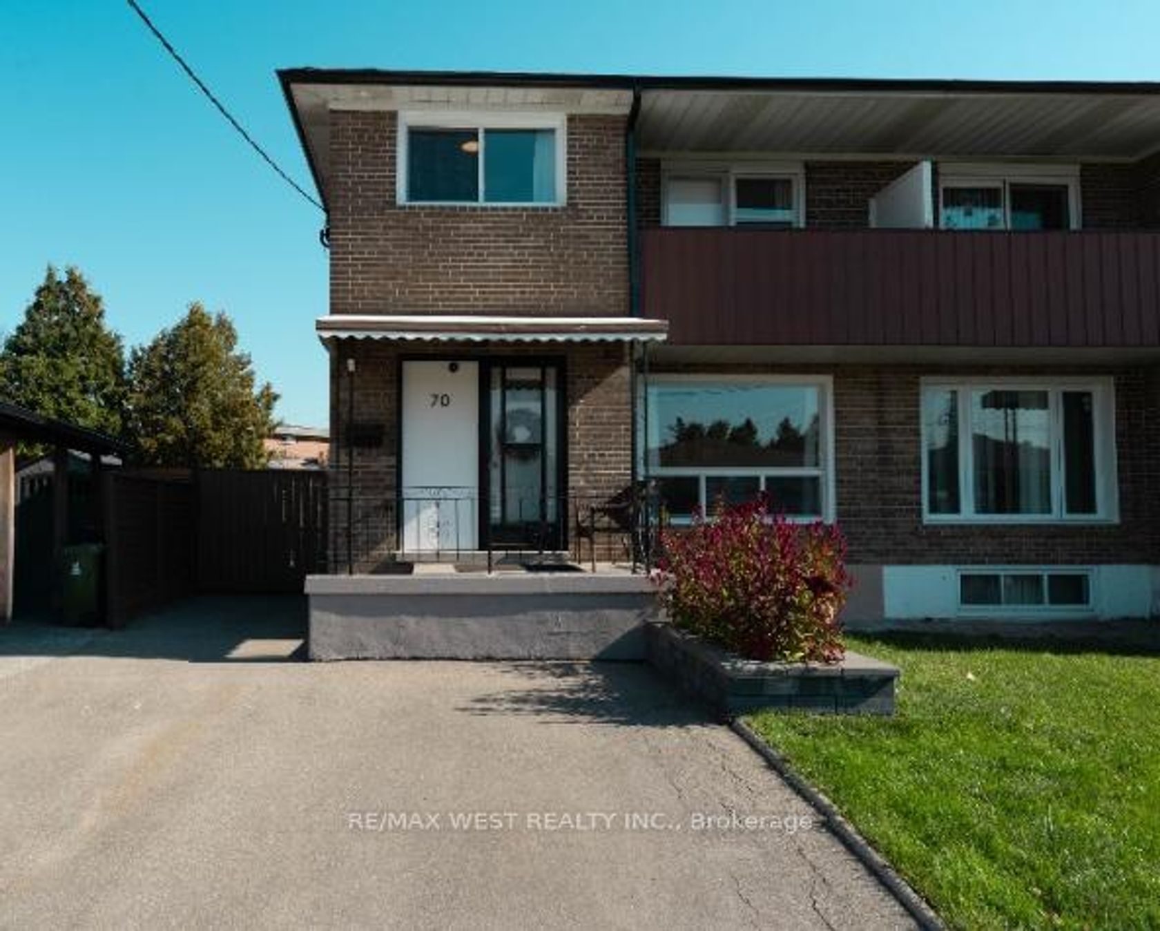 70 Wheatsheaf Crescent, Black Creek, Toronto 
