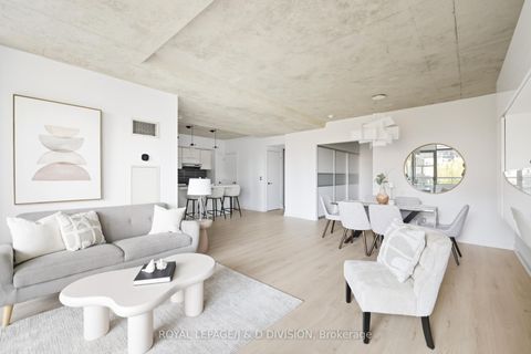 Photo 3 at 828 - 55 Stewart Street, Waterfront Communities C1, Toronto