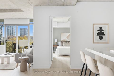 Photo 8 at 828 - 55 Stewart Street, Waterfront Communities C1, Toronto