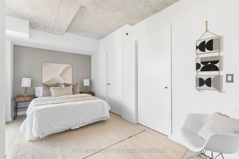 Photo 9 at 828 - 55 Stewart Street, Waterfront Communities C1, Toronto