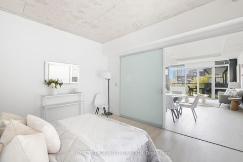 Photo 15 at 828 - 55 Stewart Street, Waterfront Communities C1, Toronto