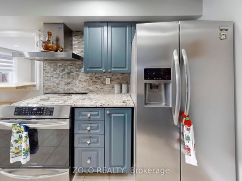 Photo 9 at 69 Lion's Gate Boulevard, Little Lake, Barrie