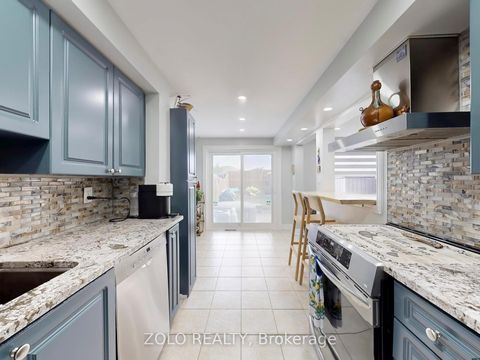 Photo 10 at 69 Lion's Gate Boulevard, Little Lake, Barrie