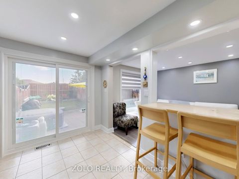 Photo 14 at 69 Lion's Gate Boulevard, Little Lake, Barrie