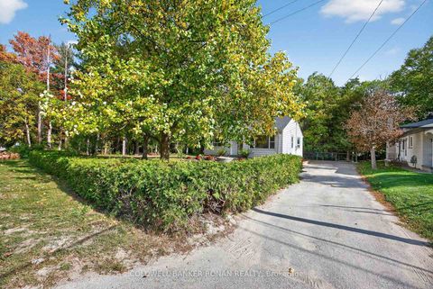 Photo 1 at 223 Louisa Street, Stayner, Clearview