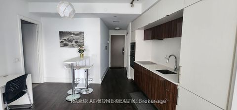 Photo 32 at 3712 - 10 York Street, Waterfront Communities C1, Toronto