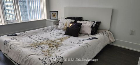 Photo 39 at 3712 - 10 York Street, Waterfront Communities C1, Toronto