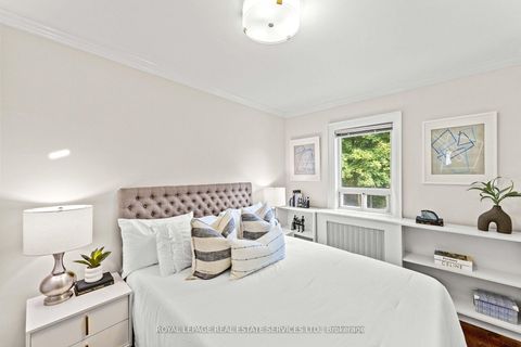 Photo 22 at 1565 Mount Pleasant Road, Lawrence Park North, Toronto
