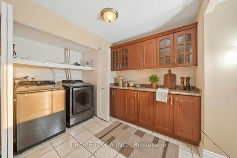 Photo 2 at 208 - 55 Huntingdale Boulevard, L'Amoreaux, Toronto