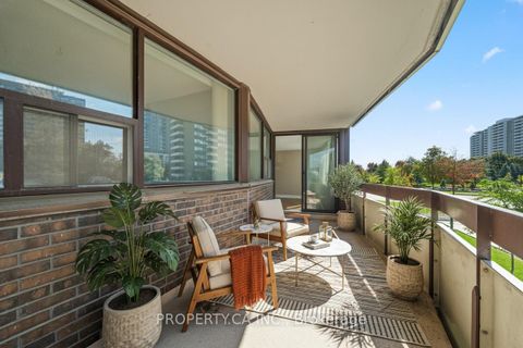 Photo 8 at 208 - 55 Huntingdale Boulevard, L'Amoreaux, Toronto