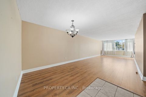 Photo 9 at 208 - 55 Huntingdale Boulevard, L'Amoreaux, Toronto