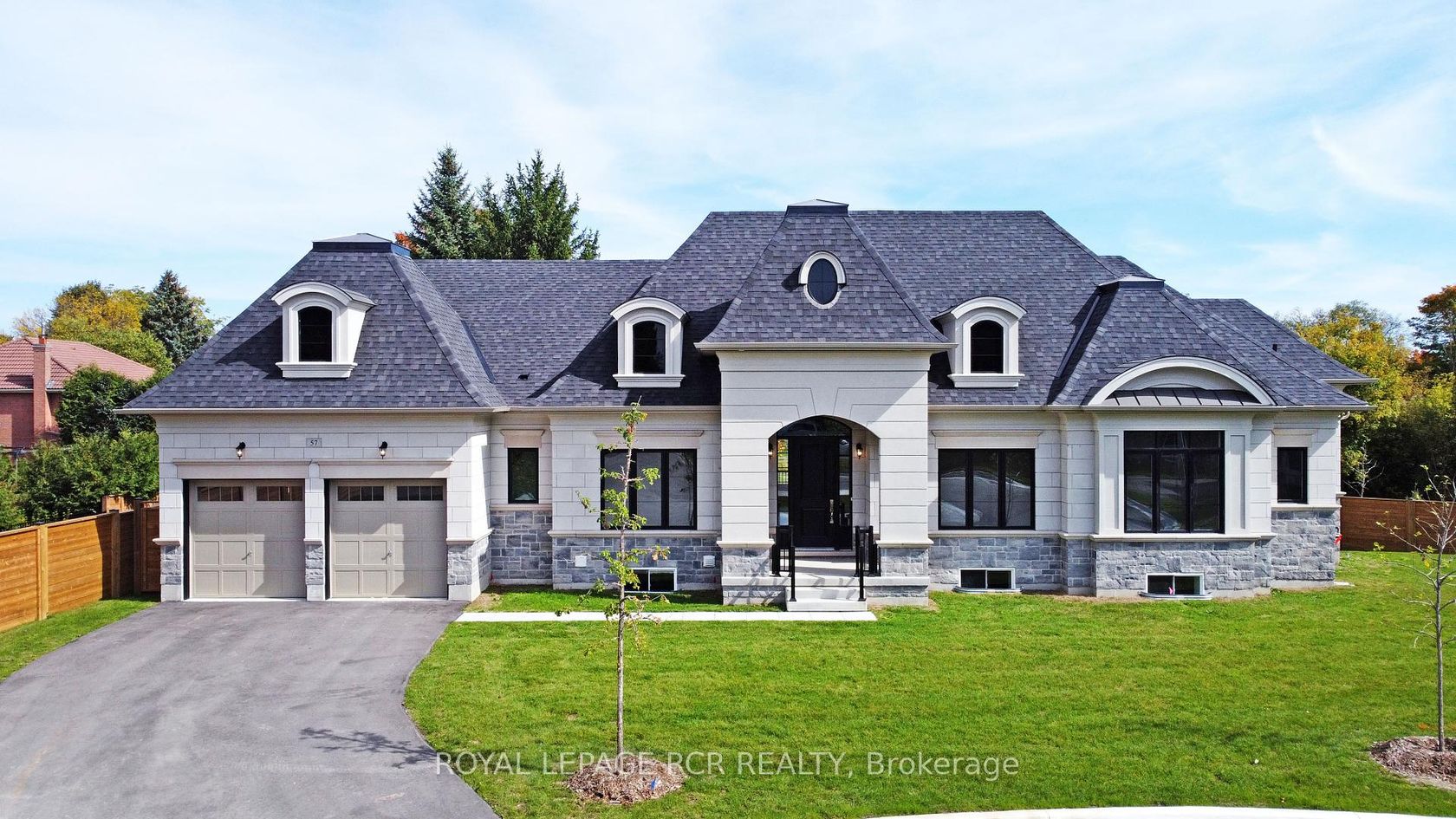 57 Wallace Merchant Court, Aurora Highlands, Aurora by Alessia Polo 57 Wallace Merchant Court, Aurora Highlands, Aurora