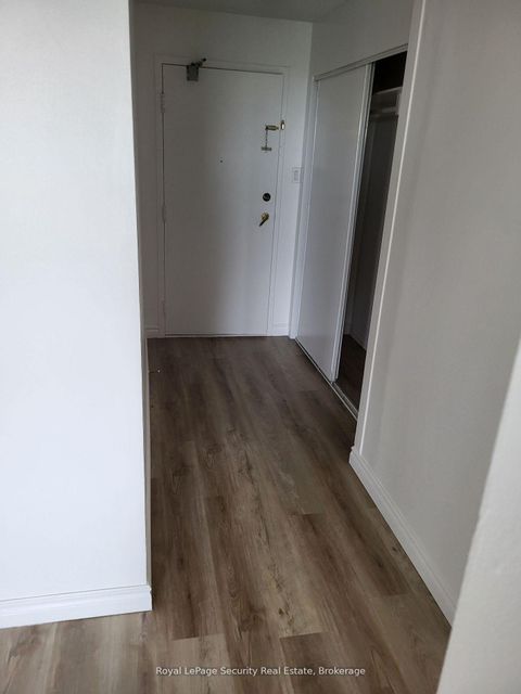 Photo 11 at 605 - 2470 Eglinton Avenue W, Greenbrook, Toronto