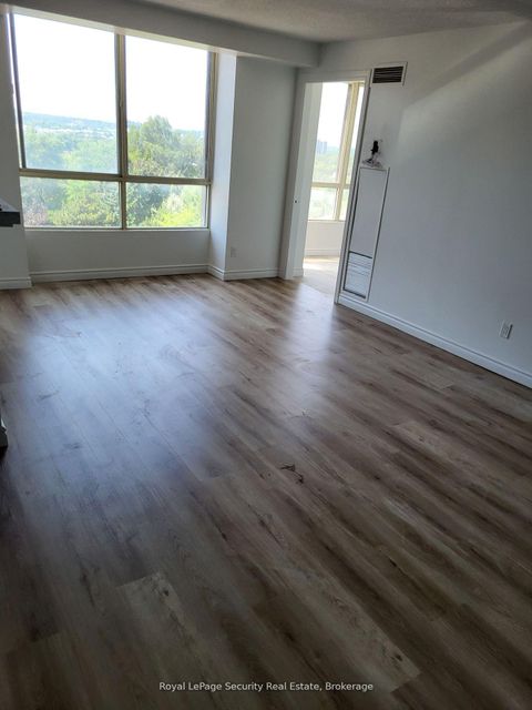 Photo 12 at 605 - 2470 Eglinton Avenue W, Greenbrook, Toronto