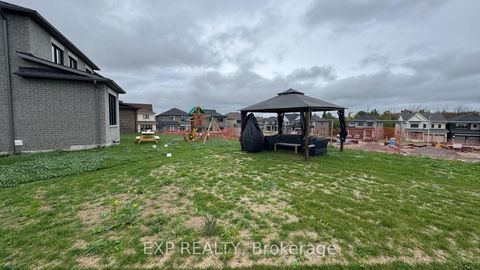 Photo 7 at 17 Abbey Crescent, Rural Barrie Southeast, Barrie