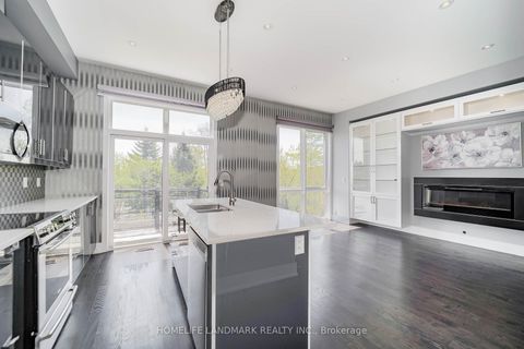 Photo 1 at 8 Crestridge Drive, Patterson, Vaughan