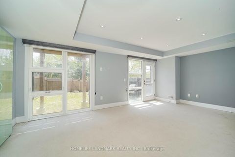 Photo 12 at 8 Crestridge Drive, Patterson, Vaughan