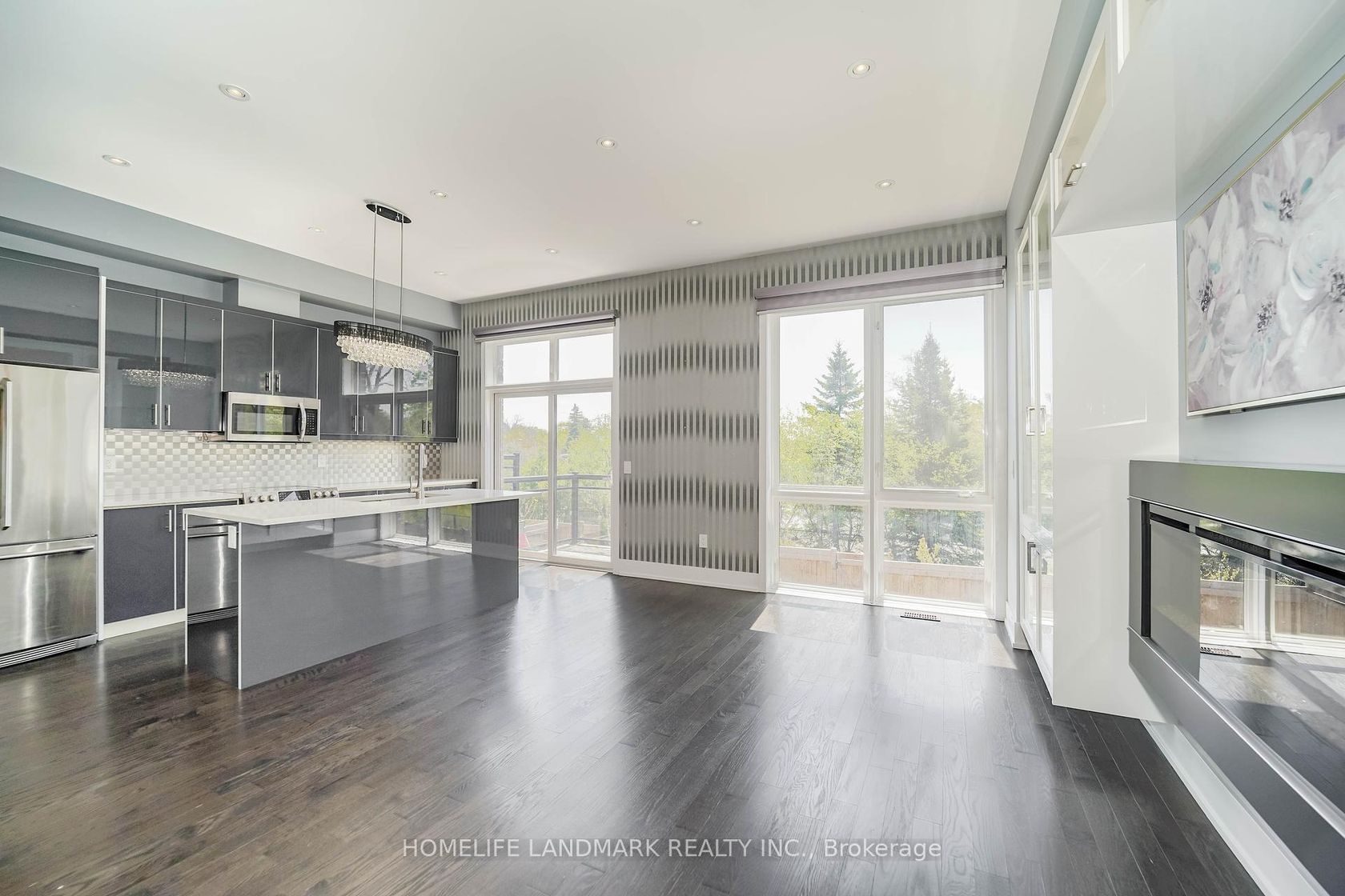 8 Crestridge Drive, Patterson, Vaughan 