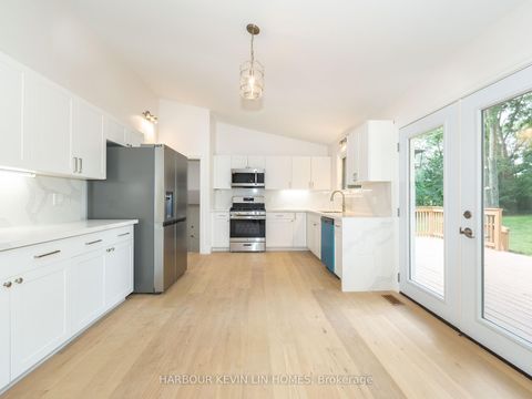 Photo 11 at 12056 Leslie Street, Rural Richmond Hill, Richmond Hill