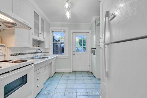 Photo 10 at 89 Lawrence Avenue W, Lawrence Park South, Toronto