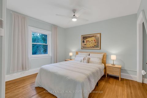 Photo 17 at 89 Lawrence Avenue W, Lawrence Park South, Toronto