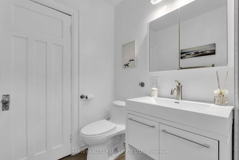 Photo 24 at 89 Lawrence Avenue W, Lawrence Park South, Toronto