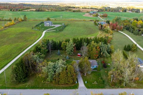Photo 2 at 14 Sydenham Trail W, Rural Clearview, Clearview