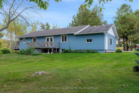 Photo 9 at 14 Sydenham Trail W, Rural Clearview, Clearview