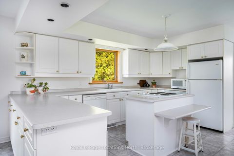 Photo 15 at 14 Sydenham Trail W, Rural Clearview, Clearview